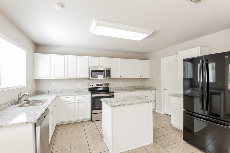 1,730/Mo, 9407 Boatman Pier Converse, TX 78109 Kitchen View
