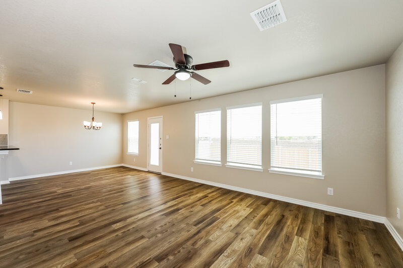 1,710/Mo, 8334 Kinclaven Ct Converse, TX 78109 Living Room View