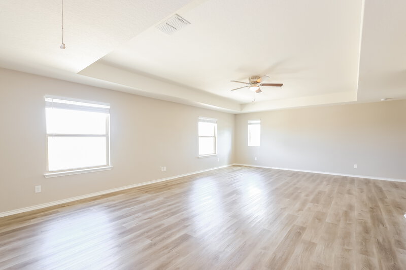 2,300/Mo, 298 Hunters Rnch E San Antonio, TX 78253 Main Bedroom View