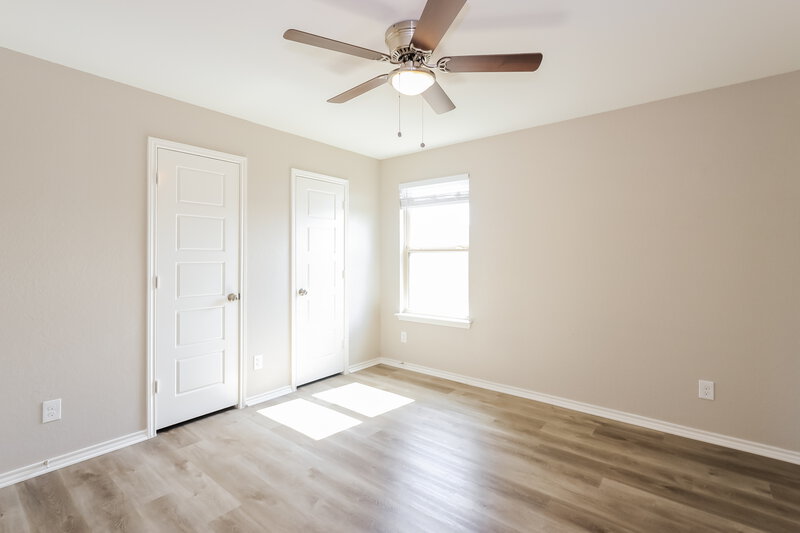 2,300/Mo, 298 Hunters Rnch E San Antonio, TX 78253 Bedroom View 2
