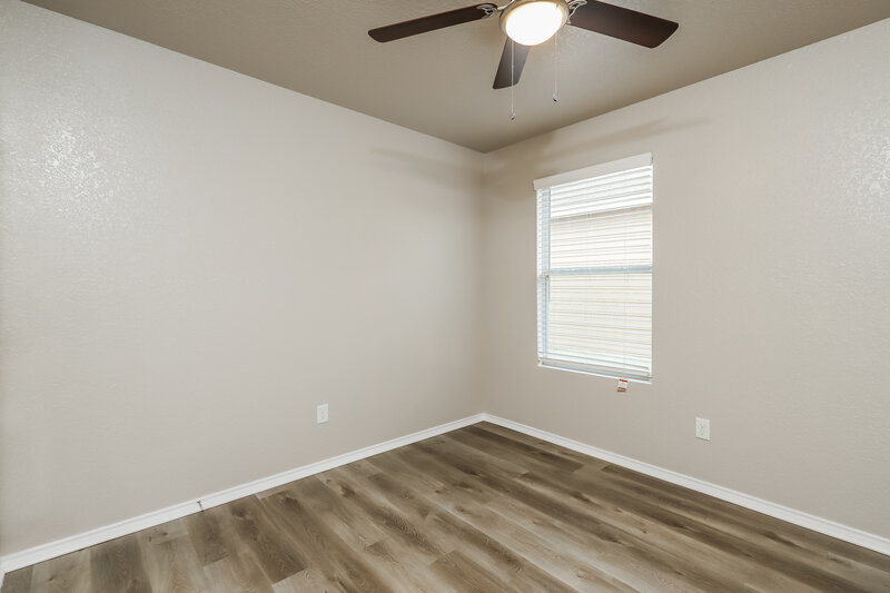 0/Mo, 24318 Invitation Oak San Antonio, TX 78261 Bedroom View