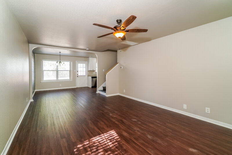 1,525/Mo, 207 Riders Walk San Antonio, TX 78227 Living Room View 2