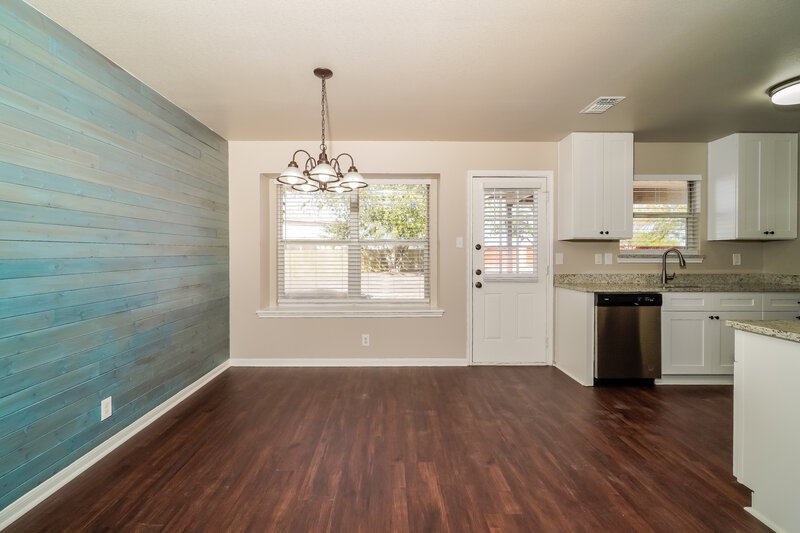 1,525/Mo, 207 Riders Walk San Antonio, TX 78227 Dining Room View