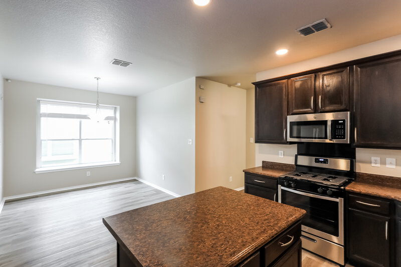 1,705/Mo, 15327 Nesting Way San Antonio, TX 78253 Kitchen View