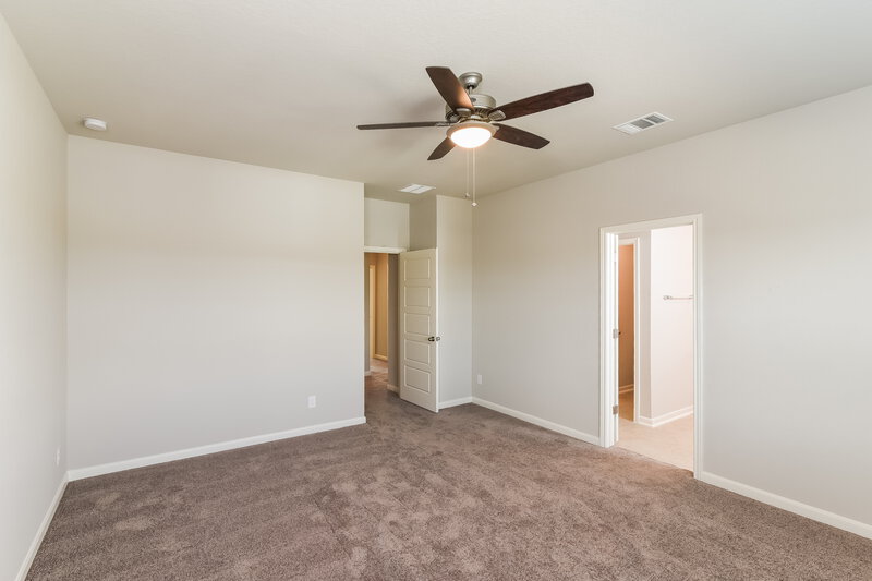 2,430/Mo, 13211 Braxon Pass San Antonio, TX 78253 Main Bedroom View 2
