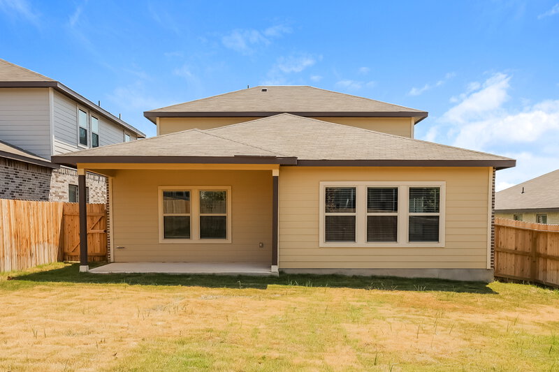 2,355/Mo, 13015 Kenish Pt San Antonio, TX 78253 Rear View