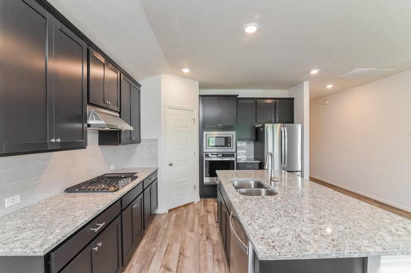 3,690/Mo, 12927 Louberg Vly San Antonio, TX 78253 Kitchen View 2