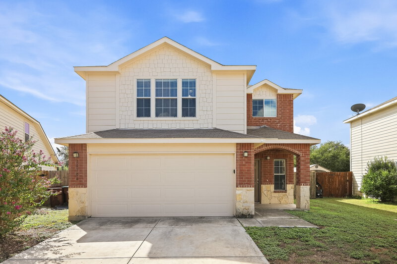 2,025/Mo, 10706 Rimfire Run Ln San Antonio, TX 78245 External View
