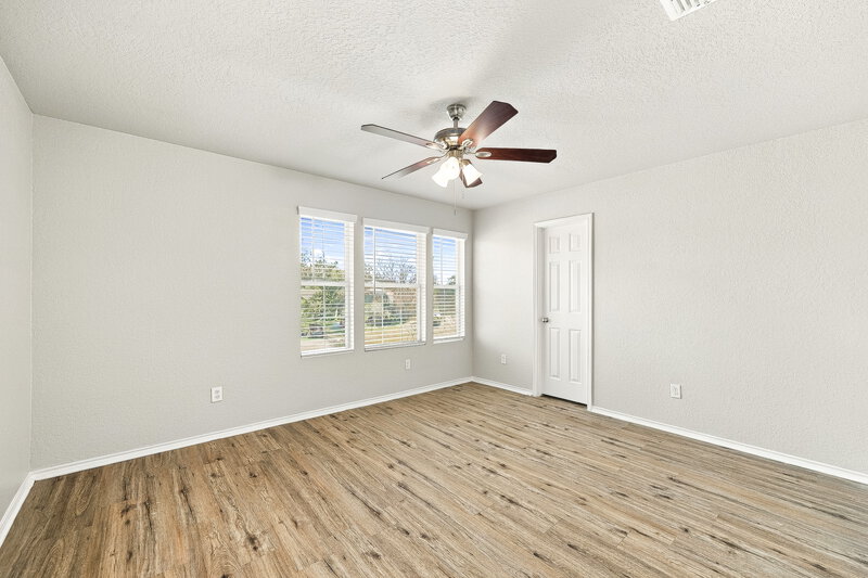 2,025/Mo, 10706 Rimfire Run Ln San Antonio, TX 78245 Bedroom View 2