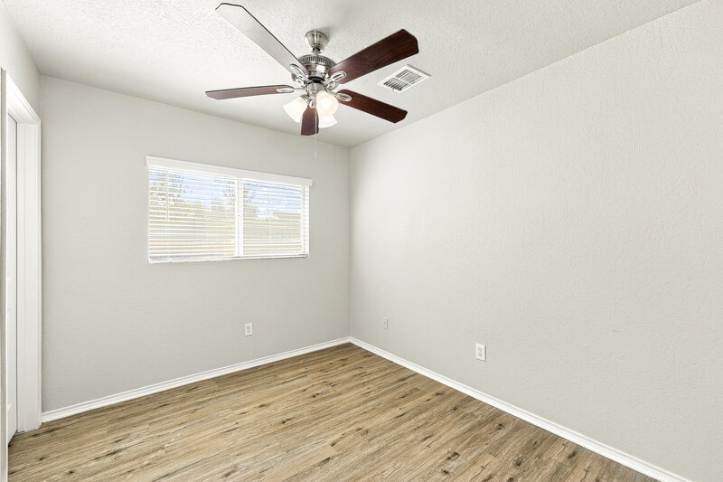 2,025/Mo, 10706 Rimfire Run Ln San Antonio, TX 78245 Bedroom View 3
