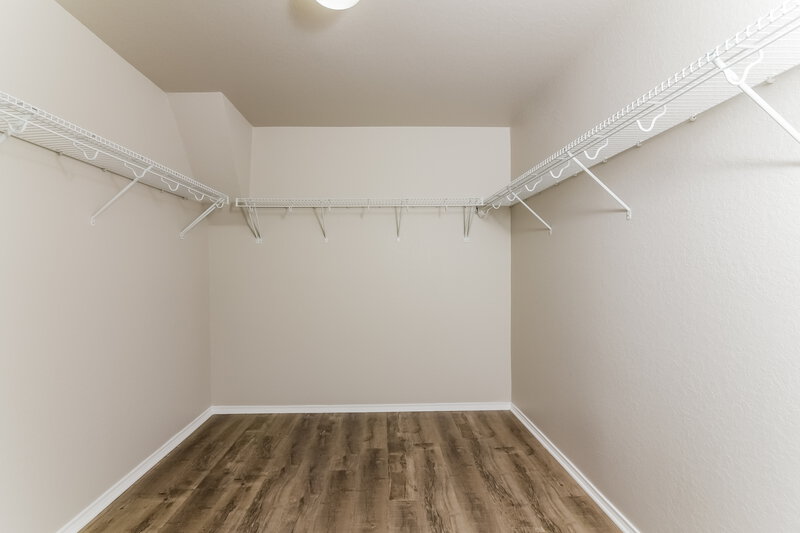 2,615/Mo, 11837 Silver Chase San Antonio, TX 78254 Walk In Closet View