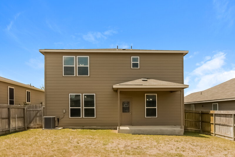 2,615/Mo, 11837 Silver Chase San Antonio, TX 78254 Rear View