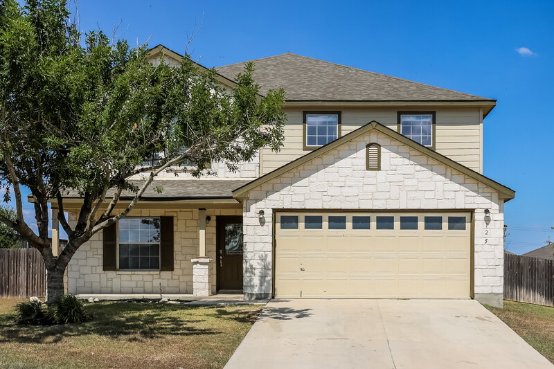 0/Mo, 125 Willow Wood Cibolo, TX 78108 External View