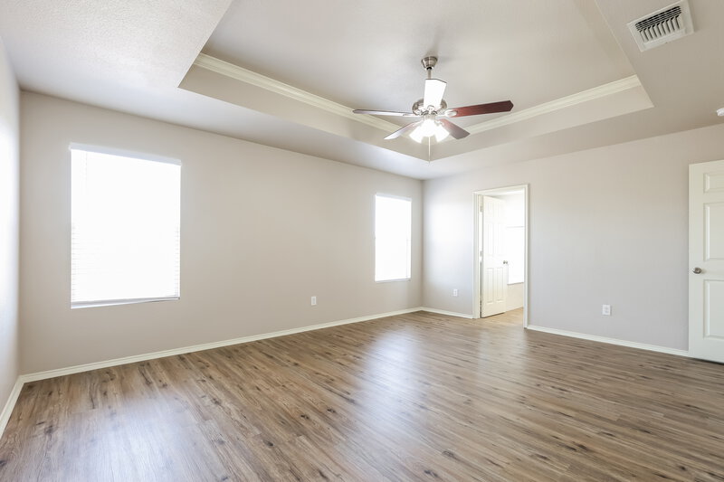 0/Mo, 125 Willow Wood Cibolo, TX 78108 Main Bedroom View