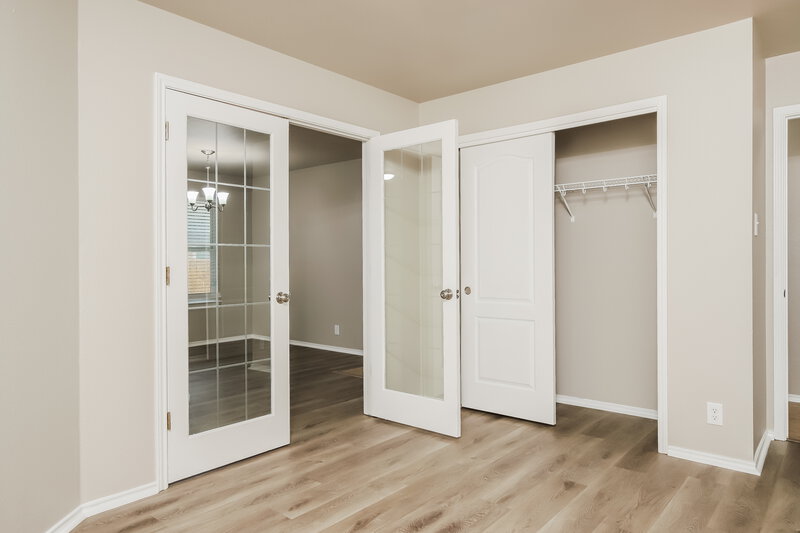 2,750/Mo, 7227 Sunrise Lk San Antonio, TX 78244 Bedroom View 3