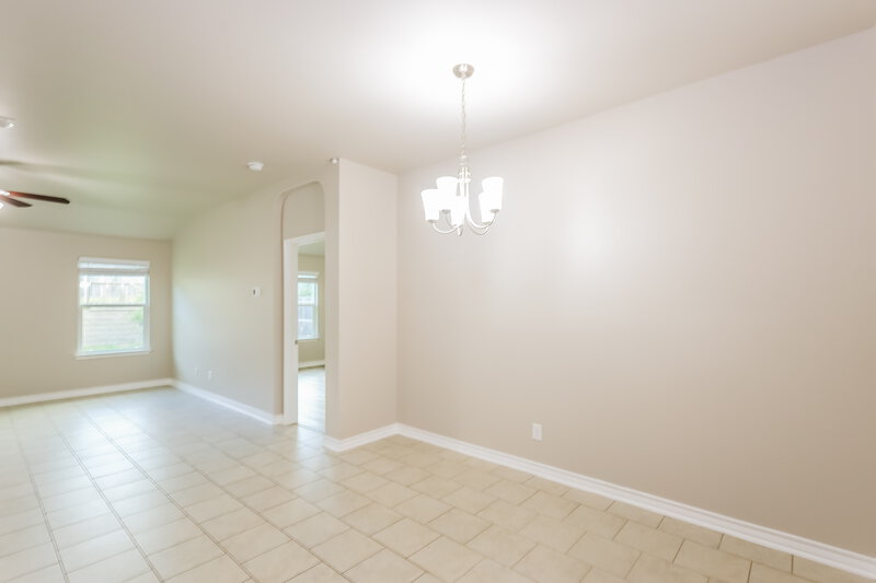 1,920/Mo, 12119 Sapphire Riv San Antonio, TX 78245 Dining Room View