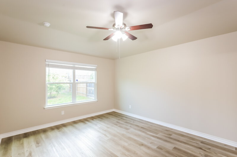 1,920/Mo, 12119 Sapphire Riv San Antonio, TX 78245 Main Bedroom View