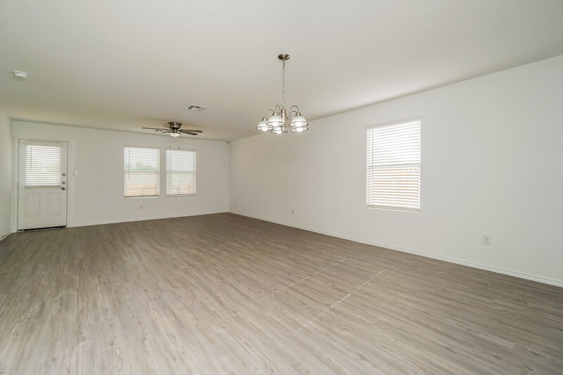 1,985/Mo, 9427 Strand Ct San Antonio, TX 78245 Living Room View