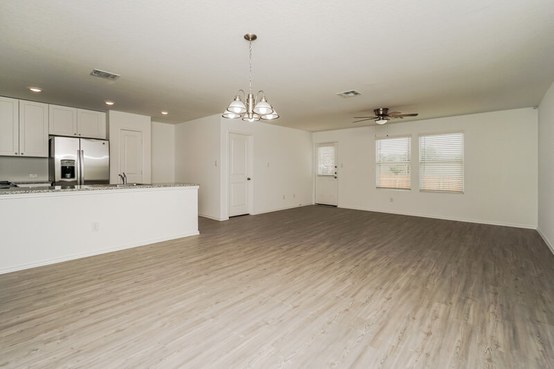 1,985/Mo, 9427 Strand Ct San Antonio, TX 78245 Dining Room View