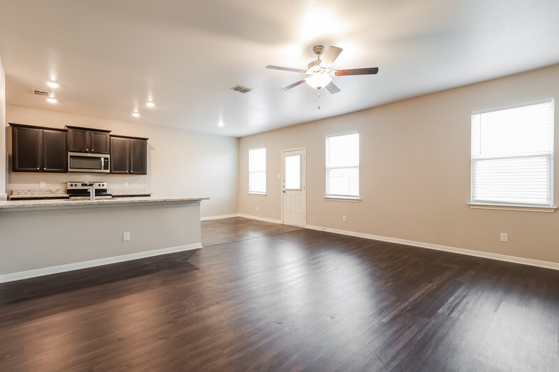 1,915/Mo, 3889 Northaven Trl Canyon Lake, TX 78132 Living Room View