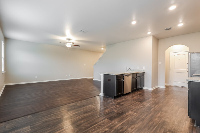 1,915/Mo, 3889 Northaven Trl Canyon Lake, TX 78132 Dining Room View 2