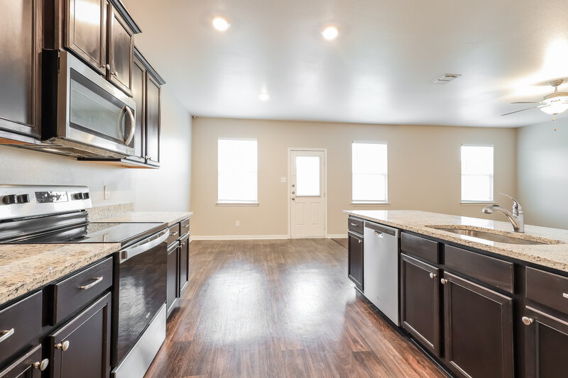 1,915/Mo, 3889 Northaven Trl Canyon Lake, TX 78132 Kitchen View 2