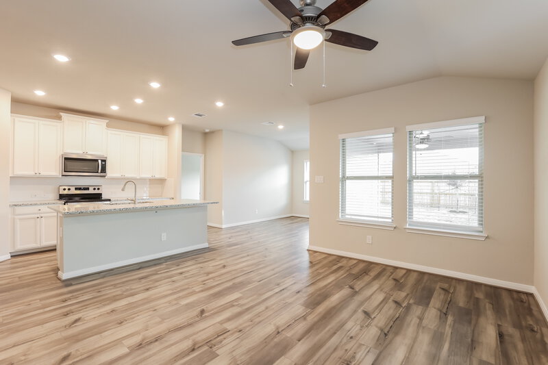 1,760/Mo, 1239 William Crst New Braunfels, TX 78130 Living Room View