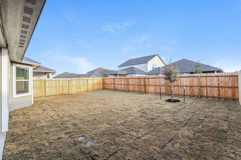 1,760/Mo, 1239 William Crst New Braunfels, TX 78130 Rear View 2