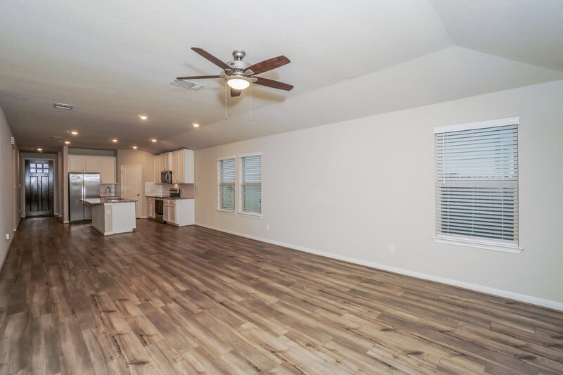 2,115/Mo, 1278 William Crst New Braunfels, TX 78130 Living Room View 2