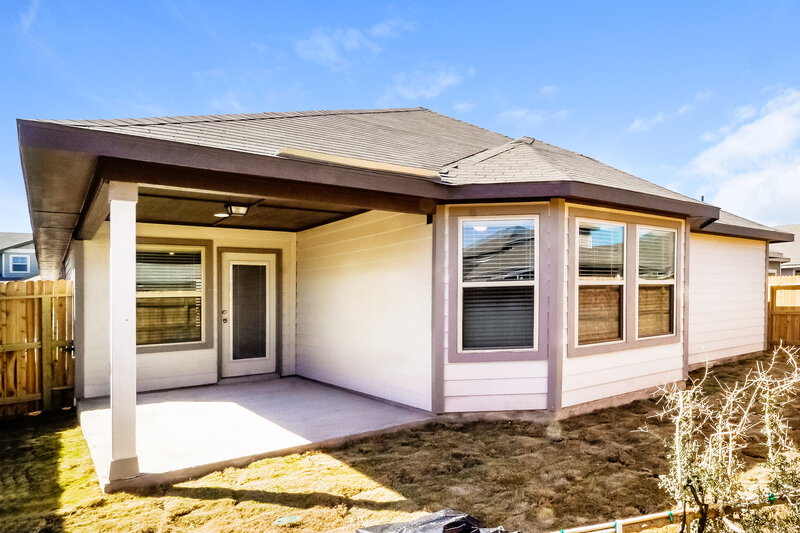 2,800/Mo, 1279 William Crst New Braunfels, TX 78130 Rear View 2