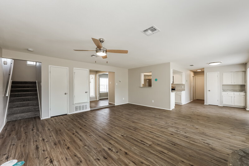 1,900/Mo, 8238 Meadow Post St San Antonio, TX 78251 Living Room View 2