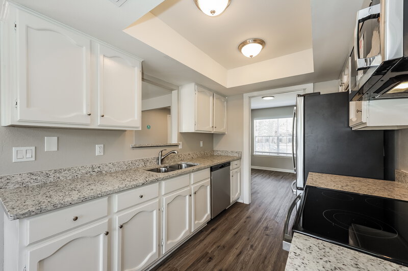 1,900/Mo, 8238 Meadow Post St San Antonio, TX 78251 Kitchen View 2