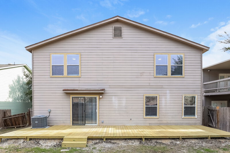 3,390/Mo, 4715 Dapple Dr San Antonio, TX 78244 Rear View 2