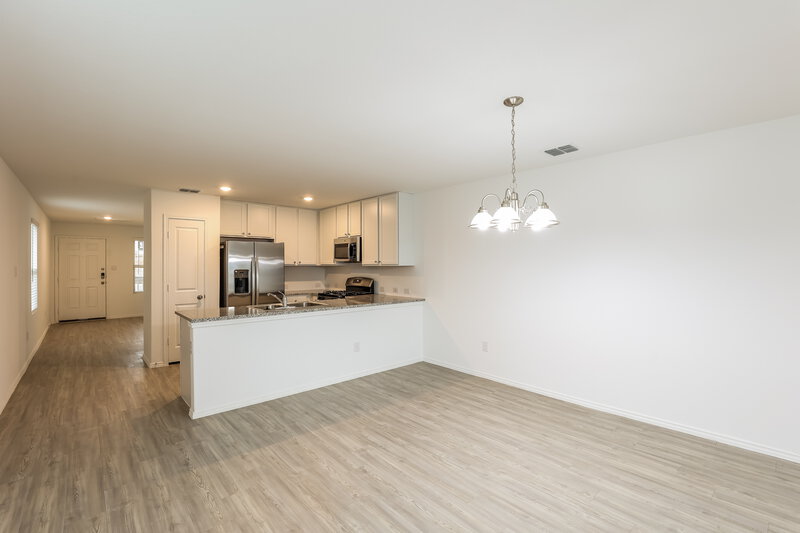 1,700/Mo, 10431 Canard Crst Converse, TX 78109 Dining Room View