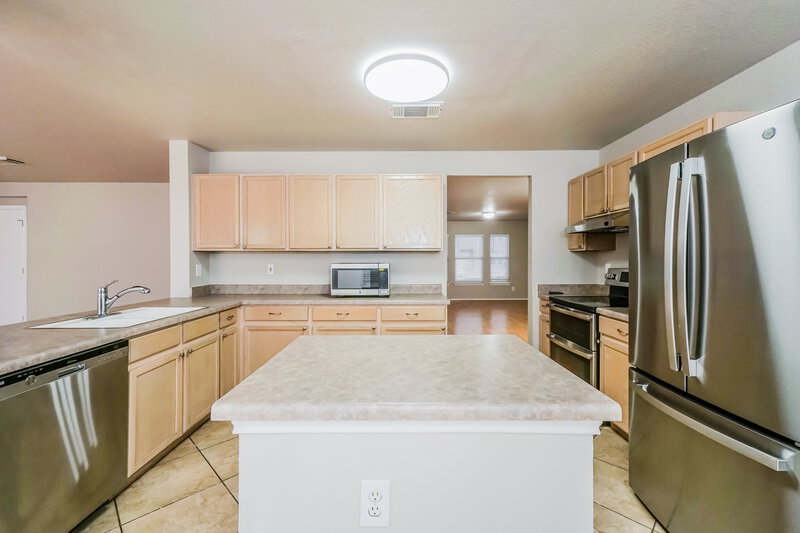 2,465/Mo, 1255 O Hara Dr San Antonio, TX 78251 Kitchen View