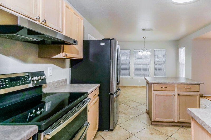 2,465/Mo, 1255 O Hara Dr San Antonio, TX 78251 Kitchen View 2