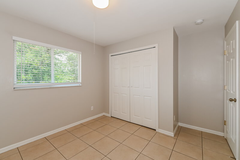 2,760/Mo, 1733 SW 22nd Ln Cape Coral, FL 33991 Bedroom View 2