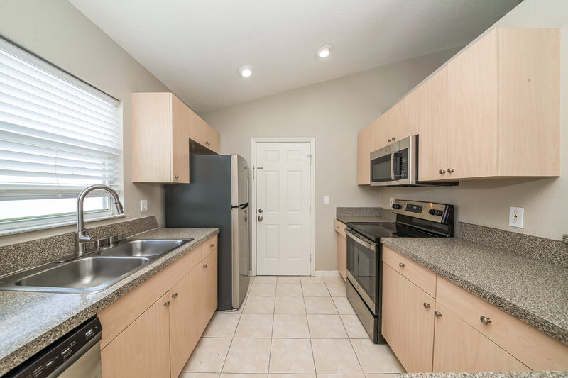 2,145/Mo, 6010 33rd Dr E Palmetto, FL 34221 Kitchen View