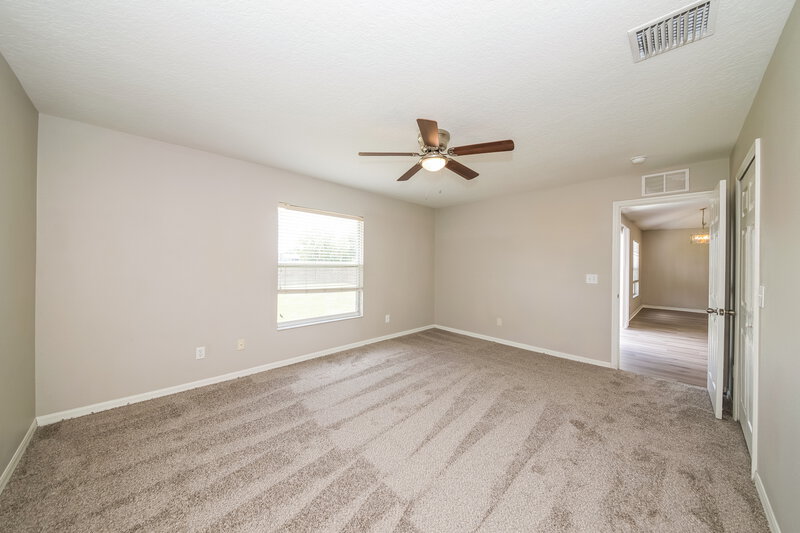 2,145/Mo, 6010 33rd Dr E Palmetto, FL 34221 Main Bedroom View 2