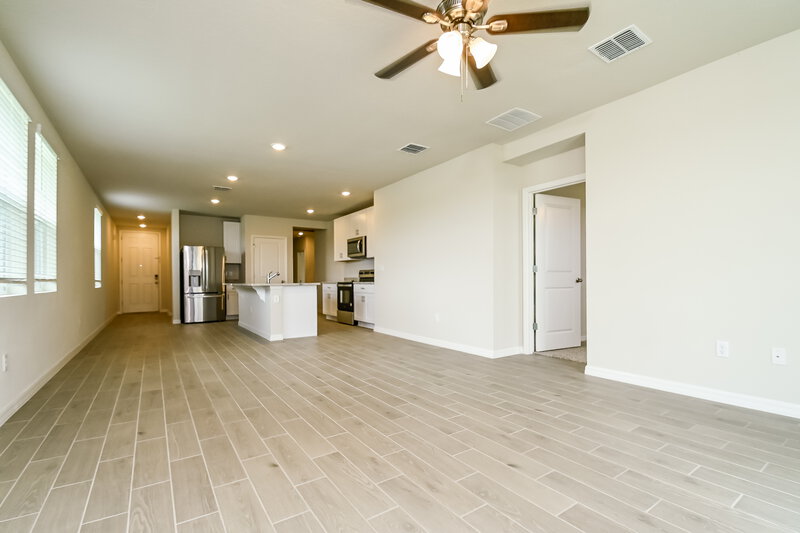 2,210/Mo, 13907 Richland Gulf Cir Parrish, FL 34221 Living Room View 2