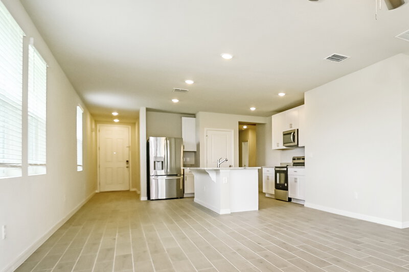 2,210/Mo, 13907 Richland Gulf Cir Parrish, FL 34221 Dining Room View