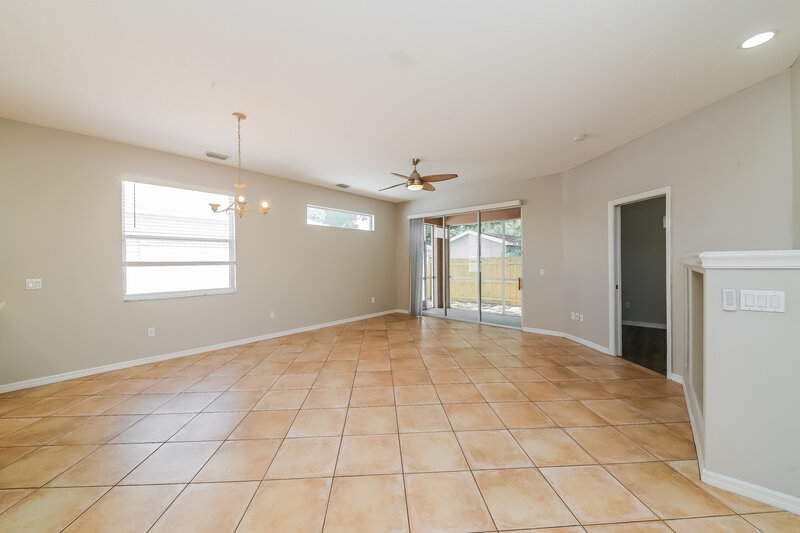 2,365/Mo, 1073 Whitegate Ct Sarasota, FL 34232 Living Room View