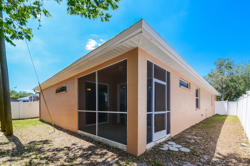 2,365/Mo, 1073 Whitegate Ct Sarasota, FL 34232 Rear View