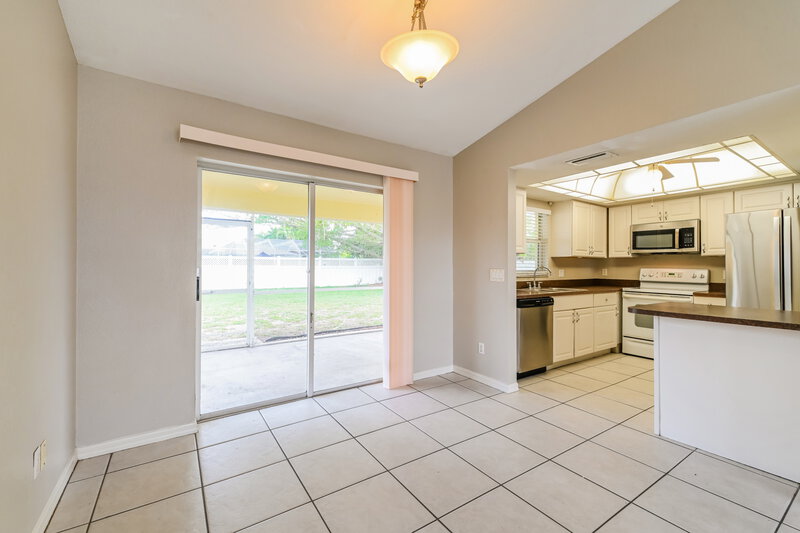 1,680/Mo, 923 SE 34th Ter Cape Coral, FL 33904 Dining Room View