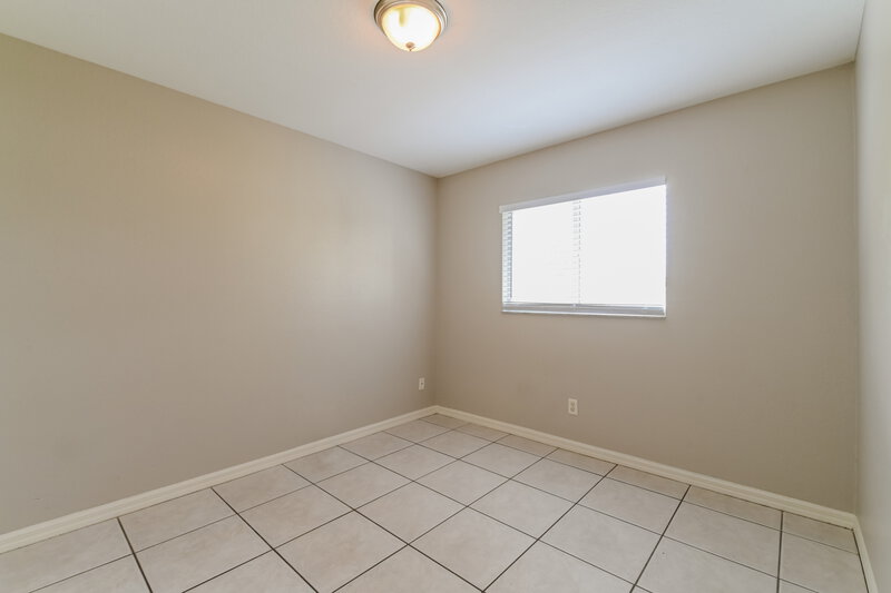 1,680/Mo, 923 SE 34th Ter Cape Coral, FL 33904 Bedroom View