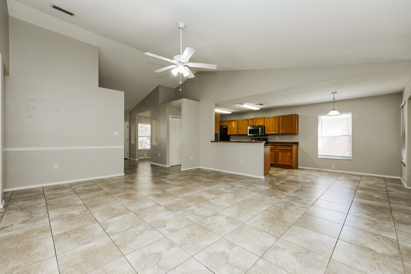 2,505/Mo, 11022 4th Ave E Bradenton, FL 34212 Living Room View