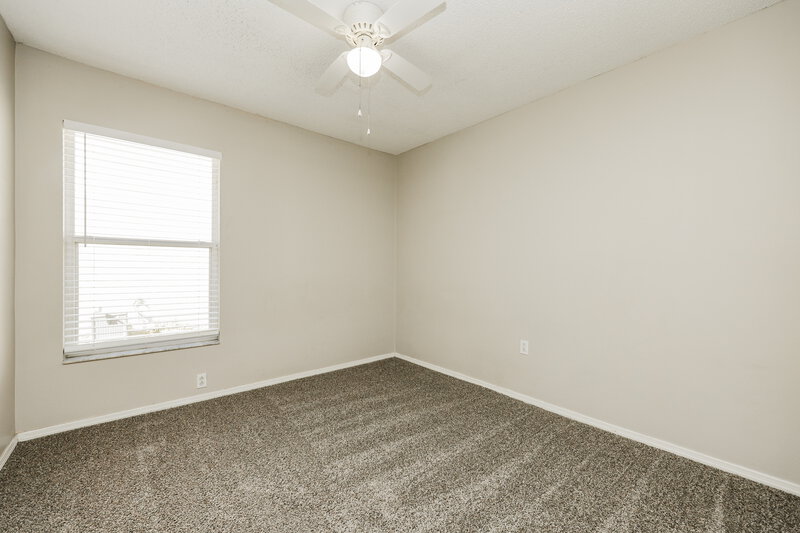 2,505/Mo, 11022 4th Ave E Bradenton, FL 34212 Bedroom View