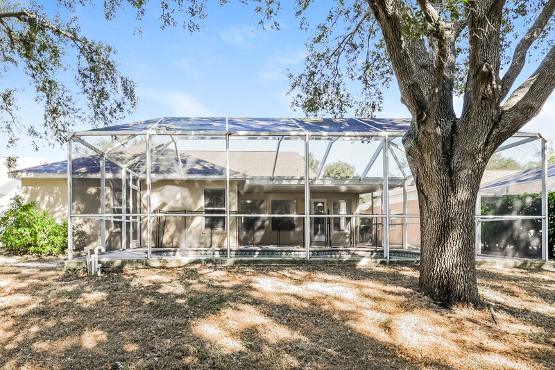 2,505/Mo, 11022 4th Ave E Bradenton, FL 34212 Rear View