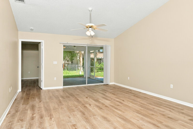 2,135/Mo, 1205 Oak Trace Dr Sarasota, FL 34232 Living Room View