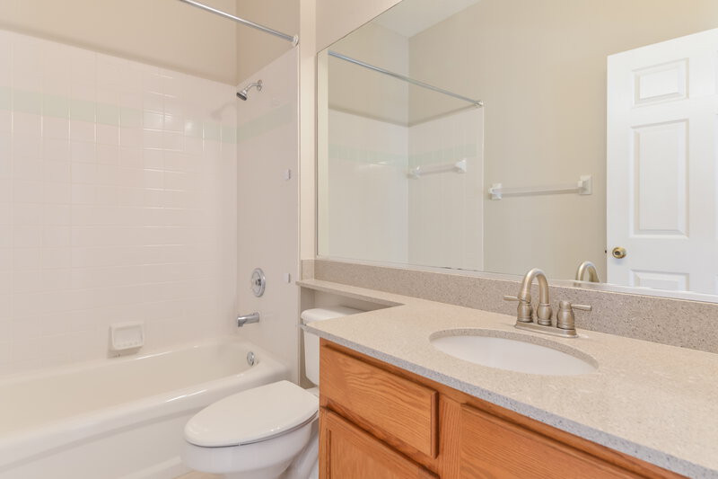 2,865/Mo, 12306 Mosswood Pl Lakewood Ranch, FL 34202 Bathroom View